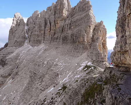 PXL179 Sur le Sentiero De Luca/Innerkofler. Partie (très) aérienne.