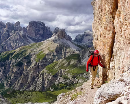 PXL181 Sur le Sentiero De Luca/Innerkofler. Partie aérienne.