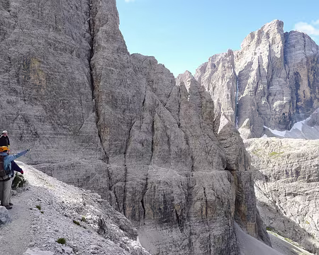 PXL199 La Strada degli Alpini et ses vires improbables.
