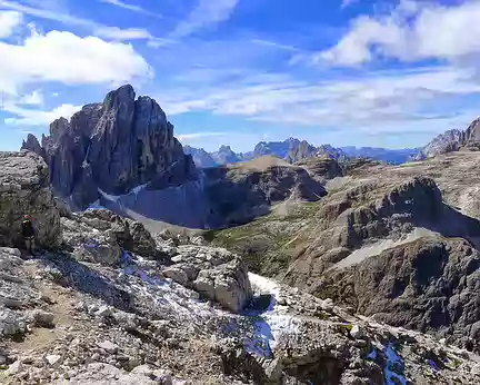 PXL206 Début de la longue descente dans le Val Fiscalina.