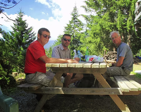 PXL108 Pique-nique au gîte du Boréon.