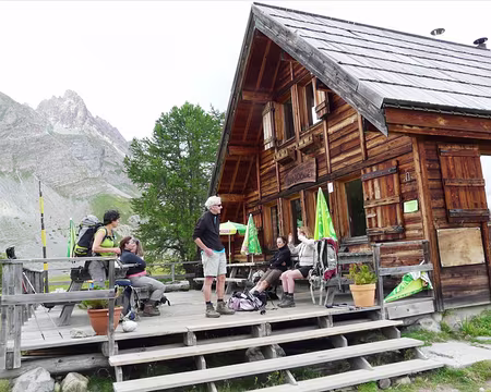 PXL031 Le refuge du Chardonnet