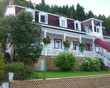35 Auberge La Fjordelaise à l'Anse Saint-Jean