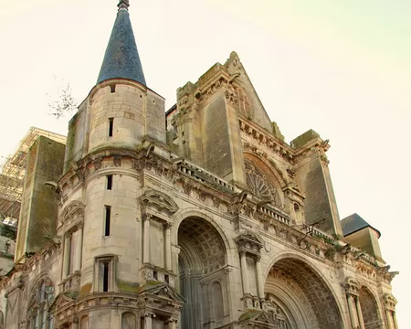 PXL065 L'Eglise Notre Dame de l'Assomption (construction XIIè au XVIè s)