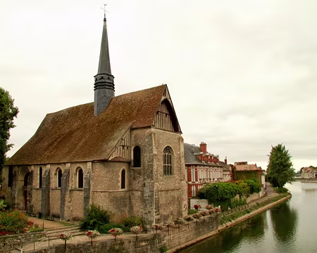 PXL089 Eglise Saint Maurice
