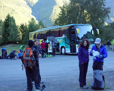 DSC00654 Sortie du car