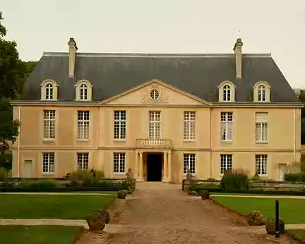 PXL017 Chateau de Louvois