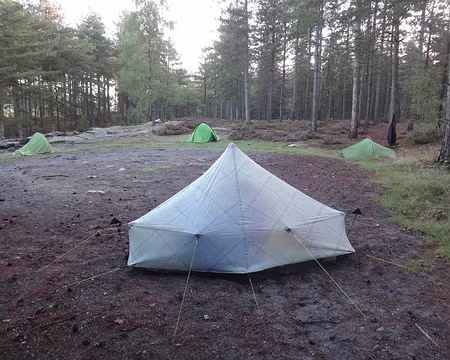 PXL041 Nuit sous tente pour certains...