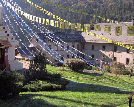 PXL062 ... où la Chartreuse de Saint-Hugon est devenue l'institut Karma Ling ?