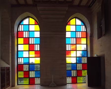 PXL075 Les vitraux de Buren