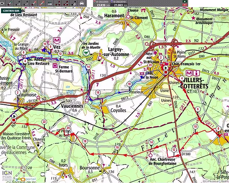 PXL099 En rouge, l'itinéraire du samedi (24 km) et en bleu, celui du dimanche (21 km).