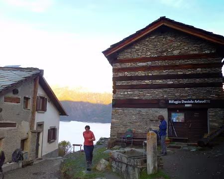 PXL003 Refuge Danièle Arlaud sur la montagne de Seu