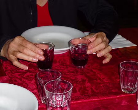 PXL073 Et puis on a deux mains.