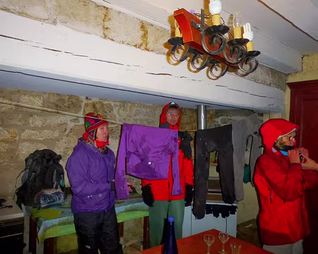 PXL015 Opération séchage au refuge de la Tour