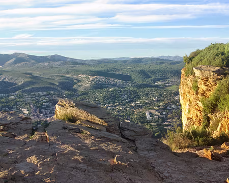 Belvédère des Calanques (cap Canaille) Belvédère des Calanques (cap Canaille)