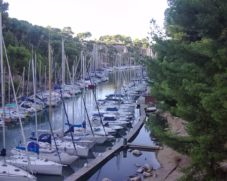 Dès potron-minet nous partons pour les Calanques ! Dès potron-minet nous partons pour les Calanques !