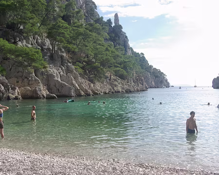 Baignade dans la calanque d’En-Vau Baignade dans la calanque d’En-Vau