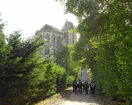 PXL012 Choeur à quatre niveaux d'élévation de l'Eglise de St-Sulpice-de-Favières