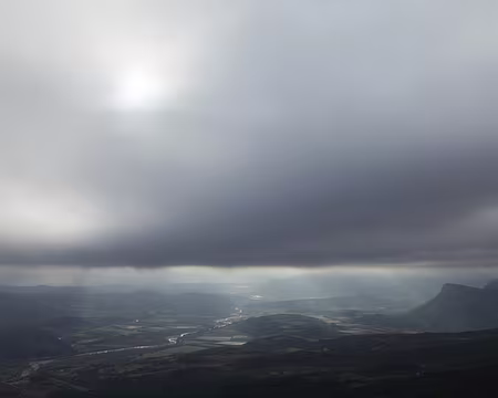 IMG_5722 Le plafond nuageux se rapproche...