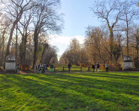 PXL004 Route du Connétable percée en 1669 selon un axe nord-sud fixé par Le Nôtre.