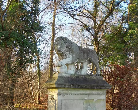 PXL005 Carrefour des lions