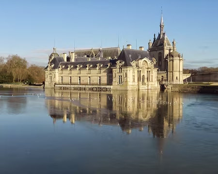 PXL012 ...qui y installa ses collections de peinture, de dessins et de livres anciens.