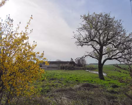 PXL017 Ferme des Sueurs, le Val St-Germain, ferme typique isolée du Hurepoix