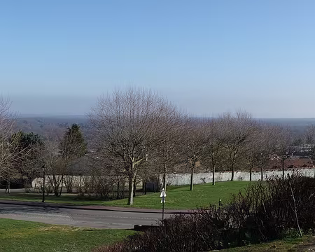 PXL005b La pollution est là bas...