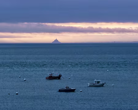 PXL018z1514 Auberge Jeunesse Cancale : Mont Saint-Michel au matin