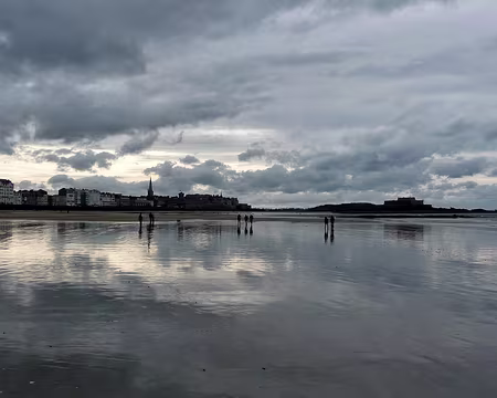 PXL032 Saint-Malo sous un joli ciel