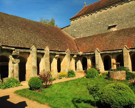 PXL030 Prieuré de Vausse