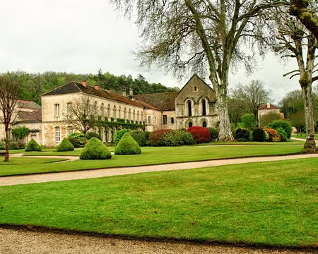 PXL049 Fondée en 1118 par Saint Bernard.