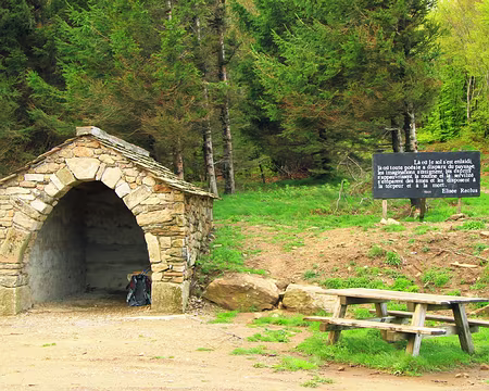 PXL041 Fontfroide, qui porte bien son nom.