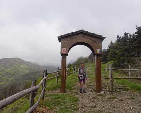 PXL052 Entrée en Toscane au Passo della Cisa