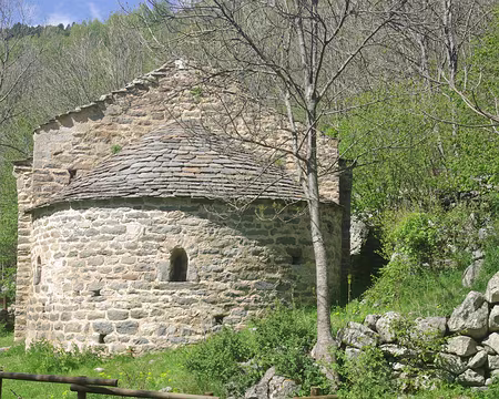 Chapelle de Saint-Martin d’Envalls (décidément Valls est partout !) Chapelle de Saint-Martin d’Envalls (décidément Valls est partout !)