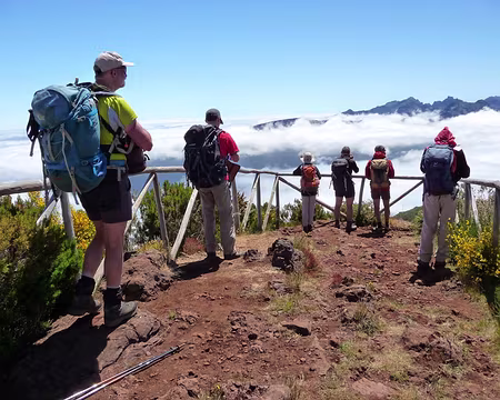 PXL059 J8 - Vue du Pico Ruivo do Paul da Serra (1639m) : Mer de nuages bloquée au Nord