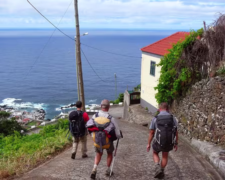 PXL070 J9-Porto Moniz : Frein à main obligatoire !