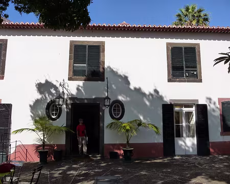 PXL118 J12-Levada do Curral : Arrivée à l'auberge de Jeunesse