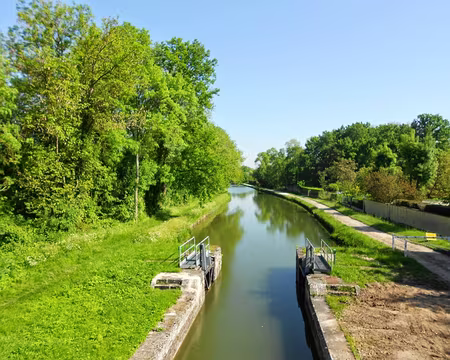 PXL001az1533 Canal du Loing près de Nemours.