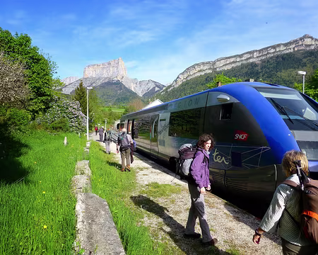 PXL001 le TER nous débarque à Clelles sous le Mont Aiguille