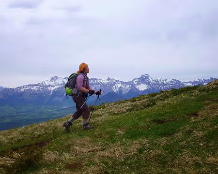 PXL010 Sur fond de Dévoluy