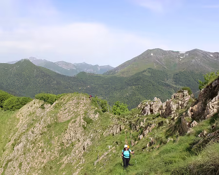 IMG_7448 ... pour rejoindre le soum de la Pène