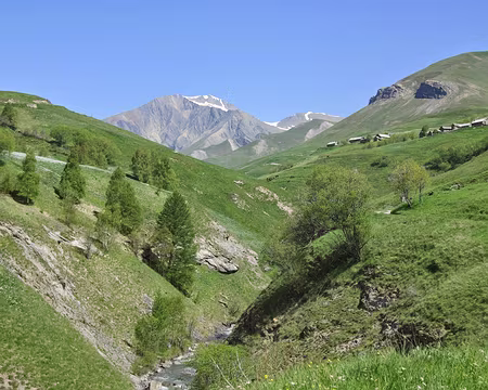 Le pic du Mas de la Grave, but supposé de la journée Le pic du Mas de la Grave, but supposé de la journée