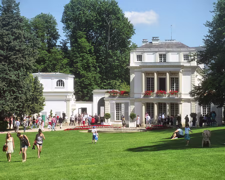 PXL030 le parc et la maison Caillebotte