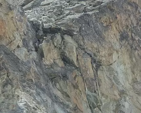 PXL041 On évitera les échelles du pas de la Chèvre, un peu trop acrobatique