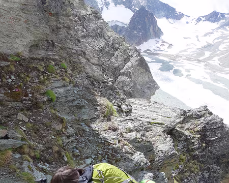 PXL043 Les chaines de l'arrivée au col