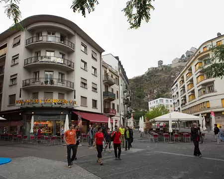 FM9A1342 Petit déjeuner à Sion