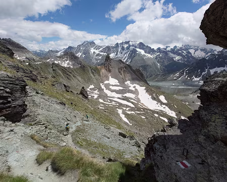FM9A2007 Vue vers l'est depuis le col de Riedmatten