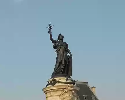 PXL006 La statue de la République