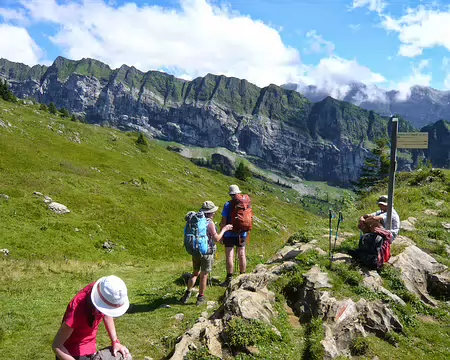 PXL016 Sur la variante du GR5 en direction du refuge de Bostan.